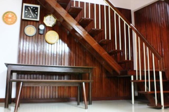 Baan Manusarn Bangkok Ngoại thất bức ảnh