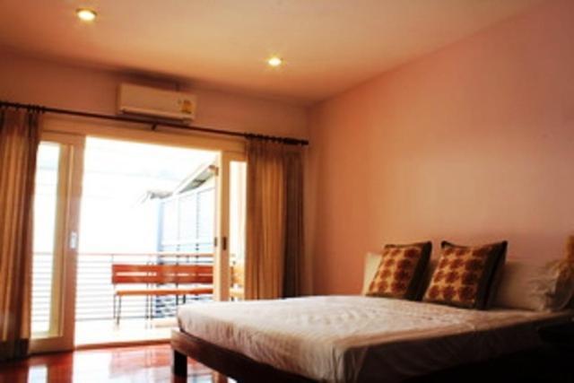 Baan Manusarn Bangkok Ngoại thất bức ảnh